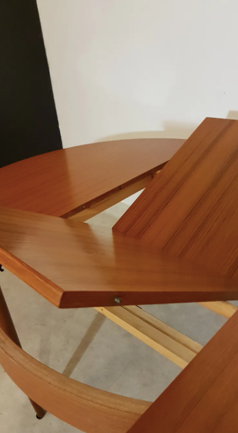 Table à manger scandinave des années 1960