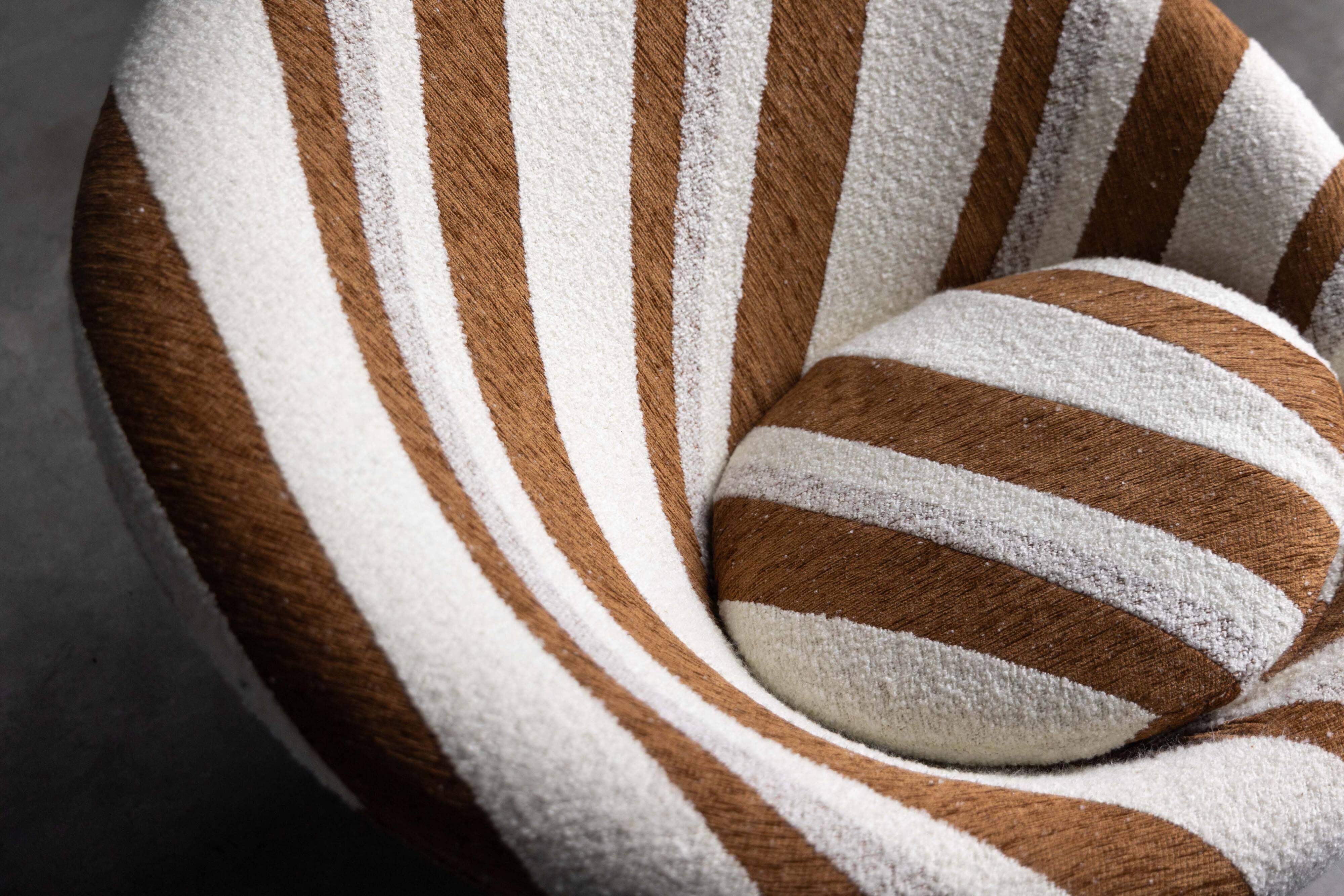 "560 Mushroom" armchair by Pierre Paulin for Artifort, Netherlands, 1963