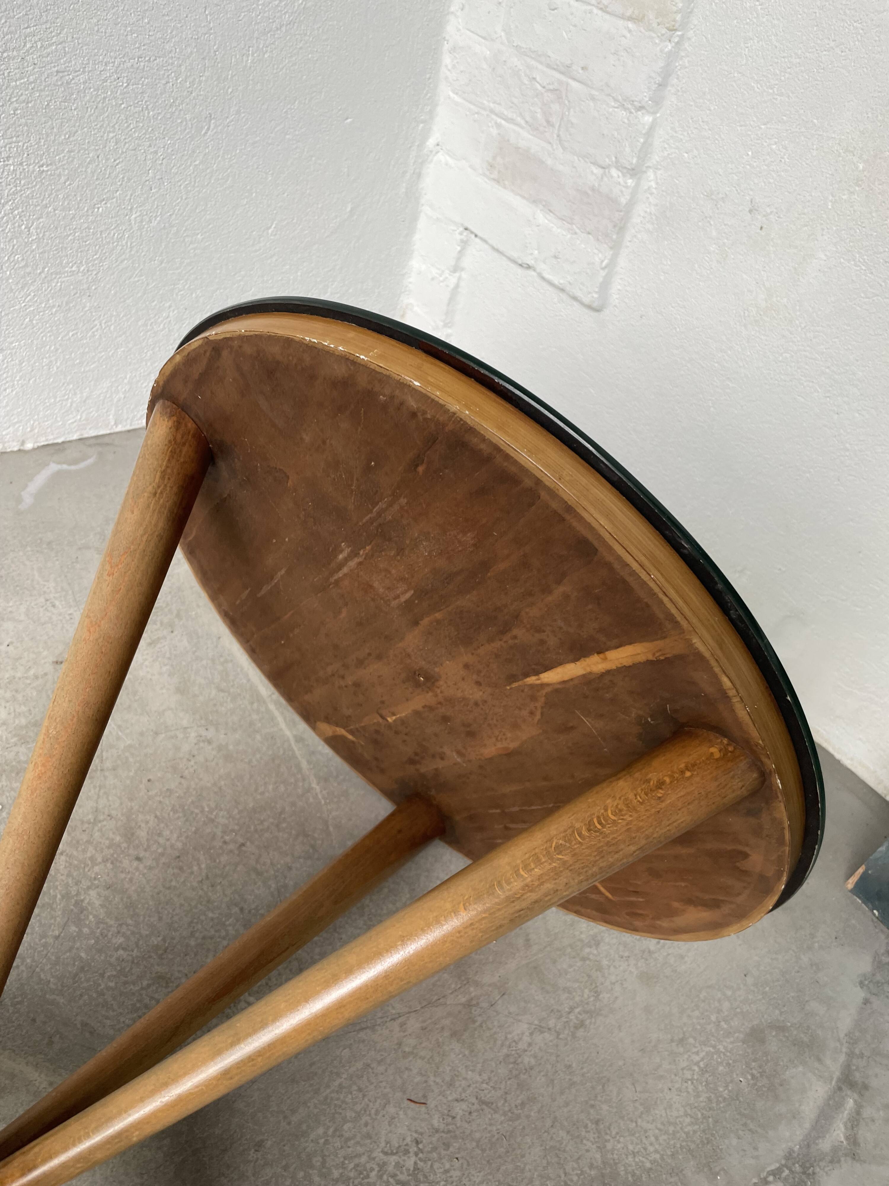 Art deco mirror pedestal table in walnut 1930