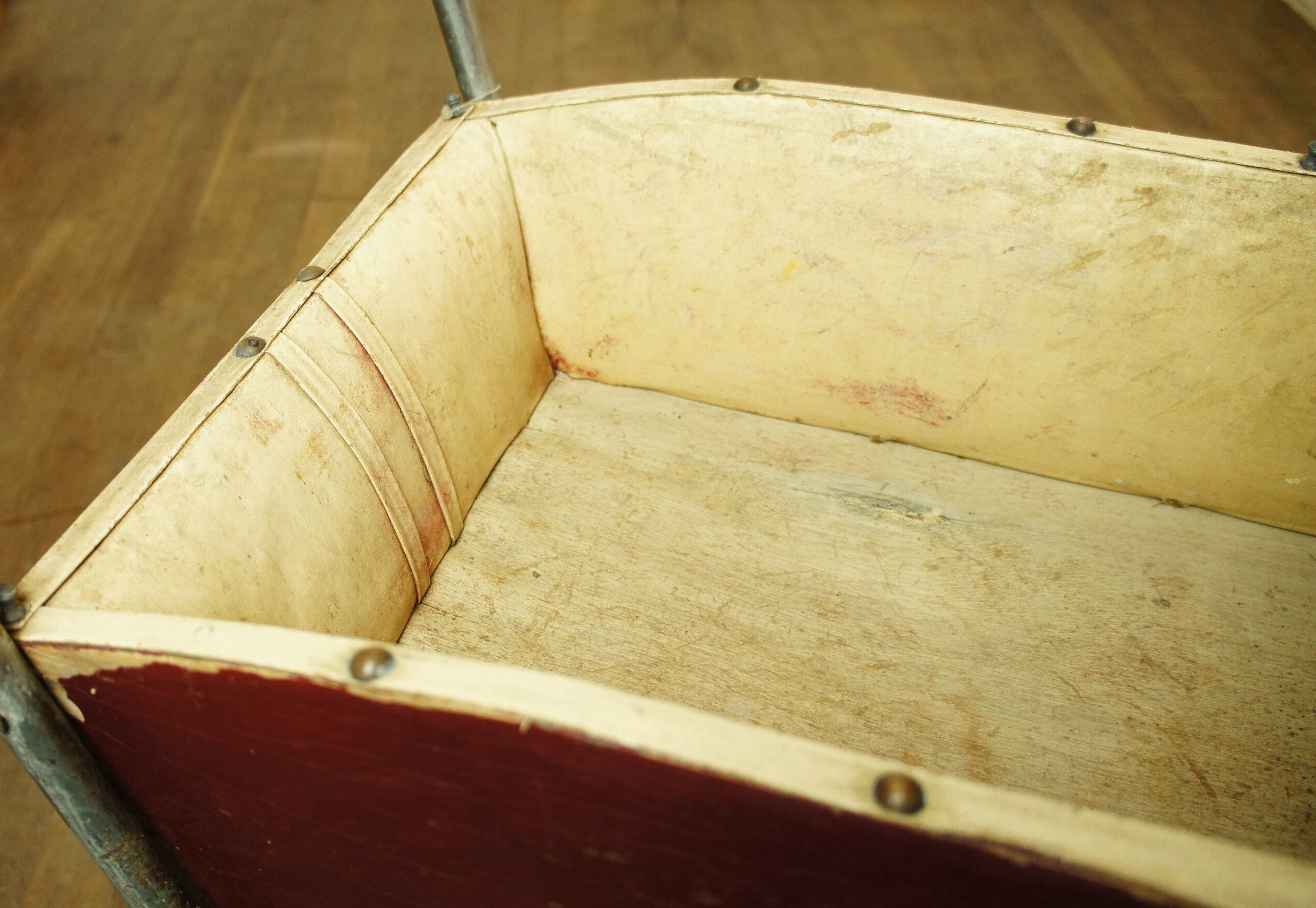 Ancient doll landau 1940