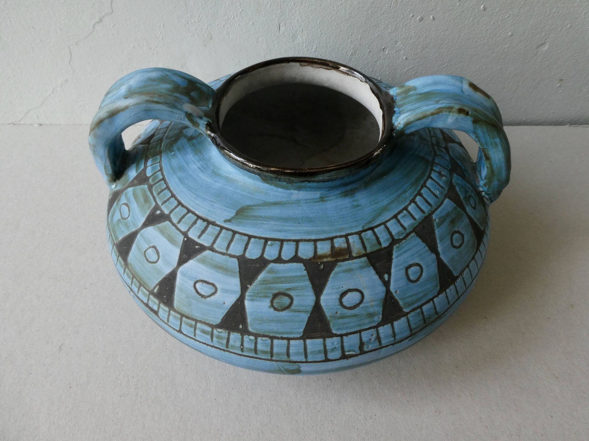 Vase en céramique signé Alain Maunier Vallauris années 50-60