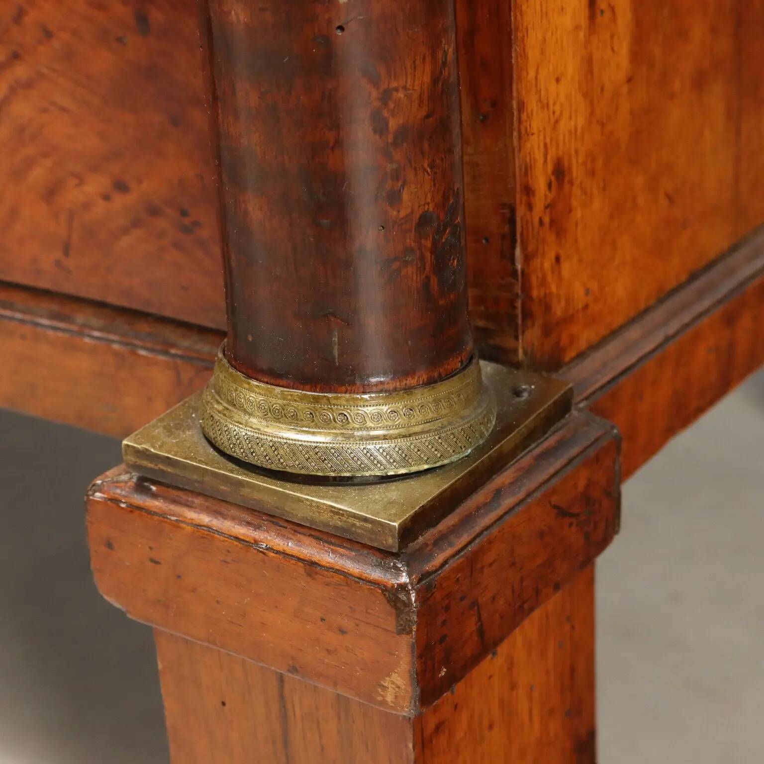 Commode Empire ancienne en acajou, Italie, XIXe siècle