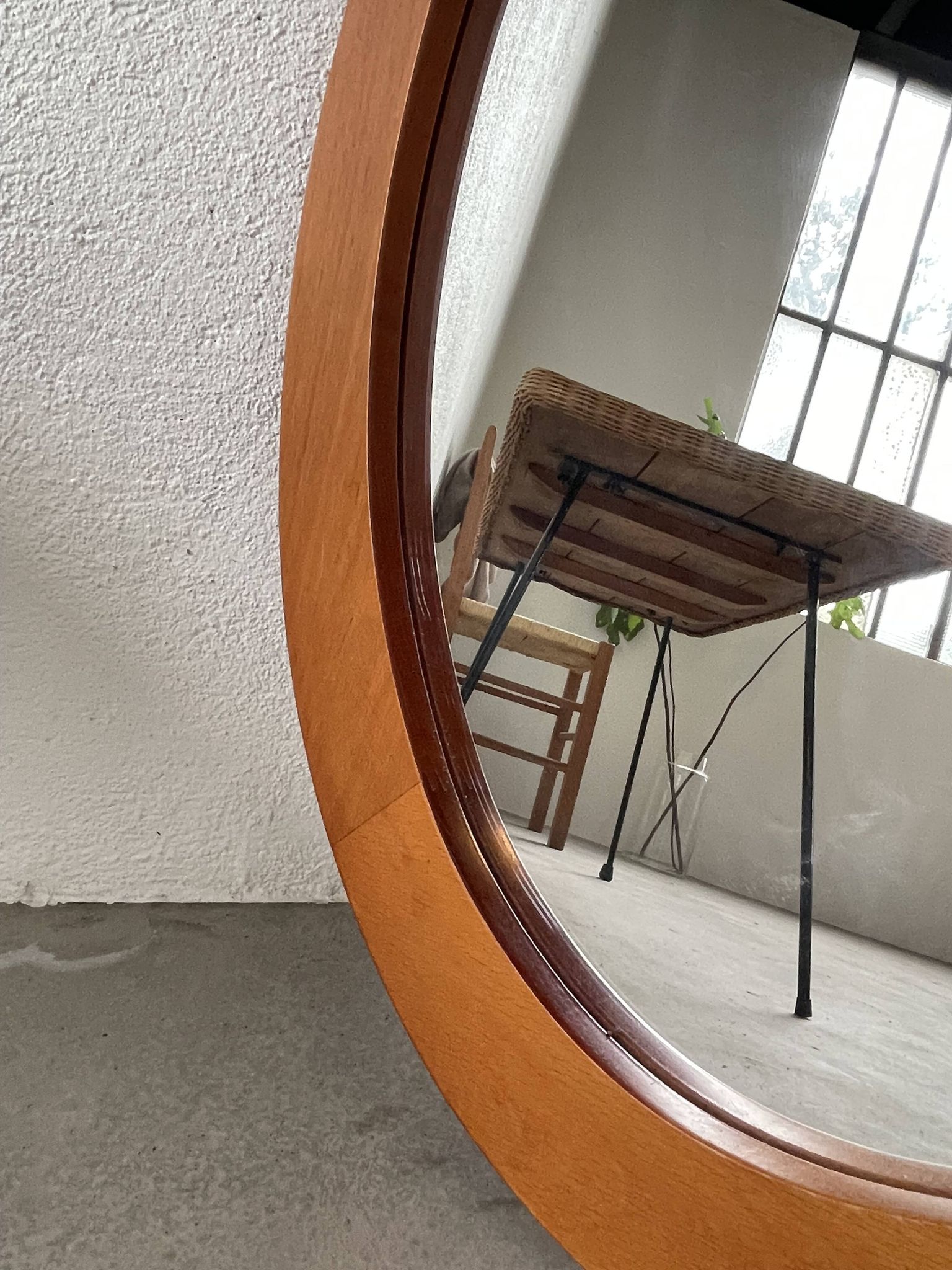 Oval cherry mirror