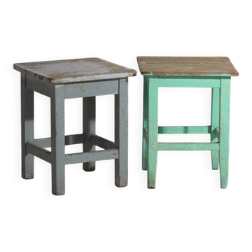 Tables de chevet anciennes en bois de pin – Europe centrale, vers 1940 #1
