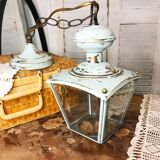 Lantern suspension