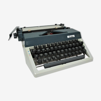 Machine à écrire erika 40 bleu et blanc années 70 made in germany