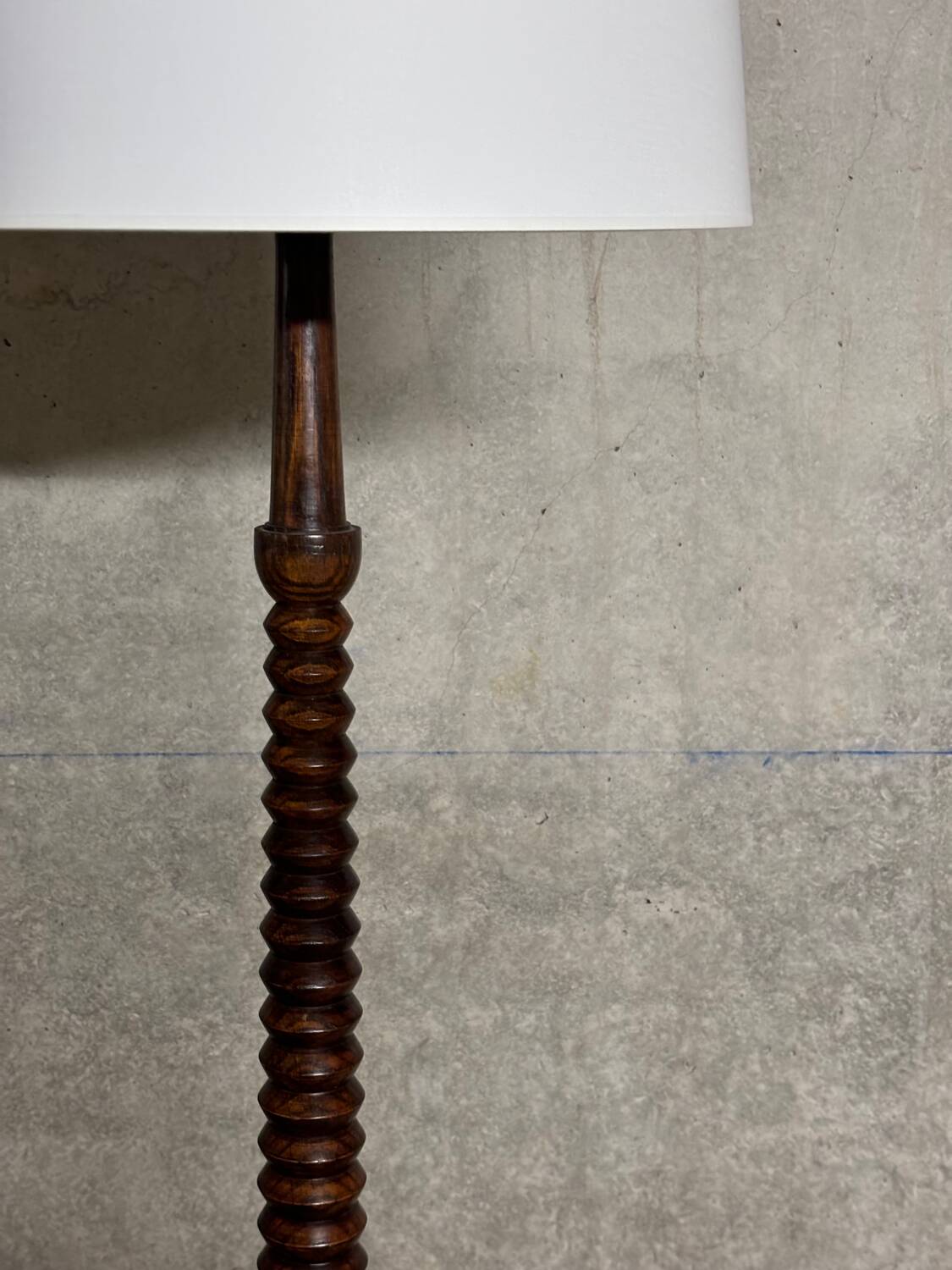 Charles Dudouyt style turned oak wood floor lamp 1940
