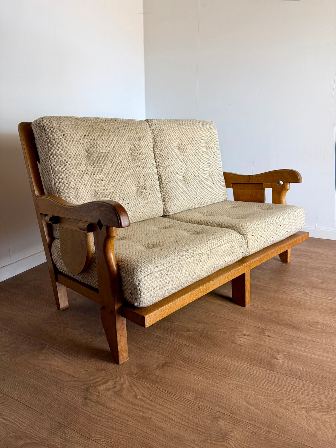 Banquette 2 places attribuée à Guillerme & Chambron – Votre Maison, an