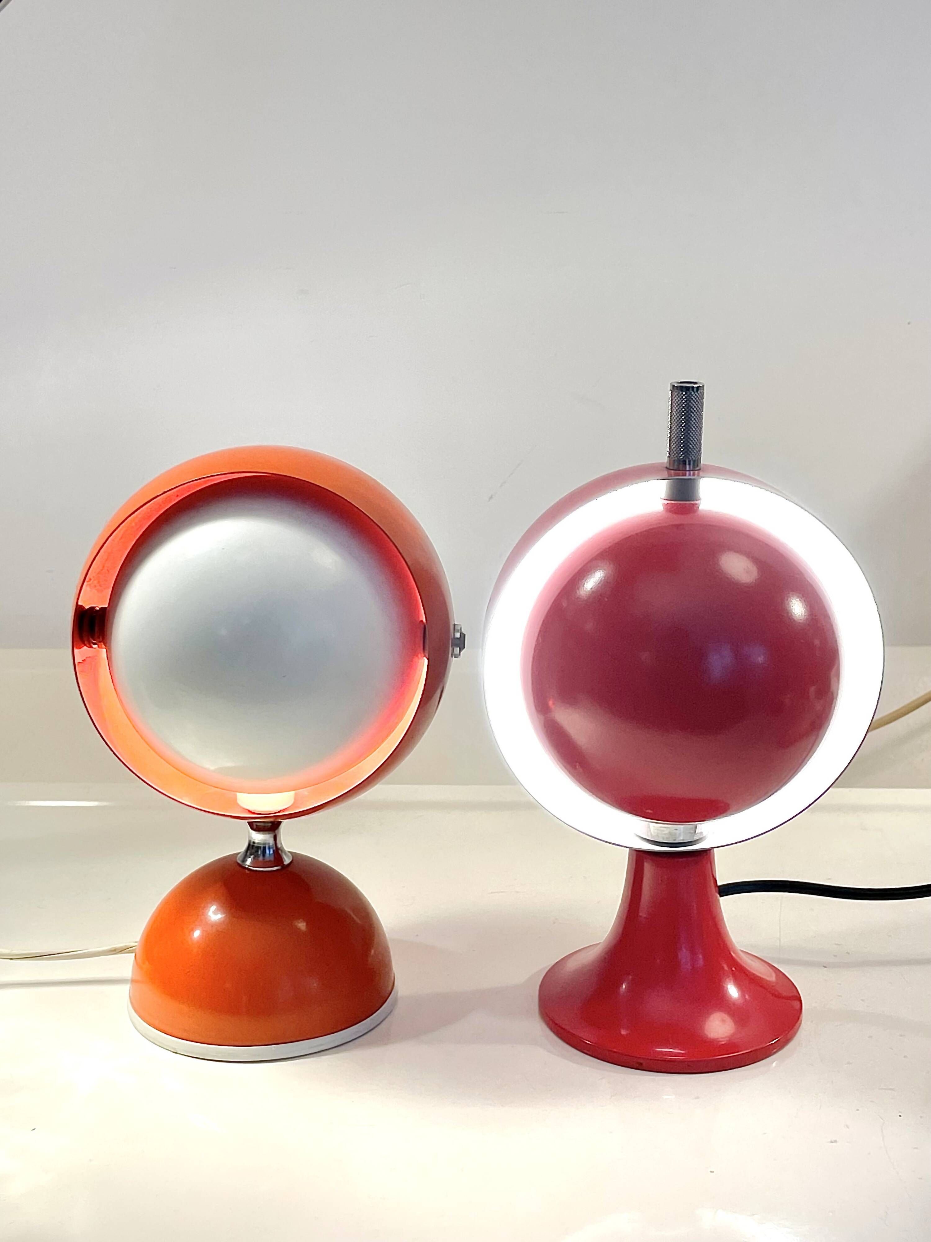 Italian ball lamp from the 1960s