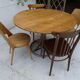 Table ronde piétement tulipe