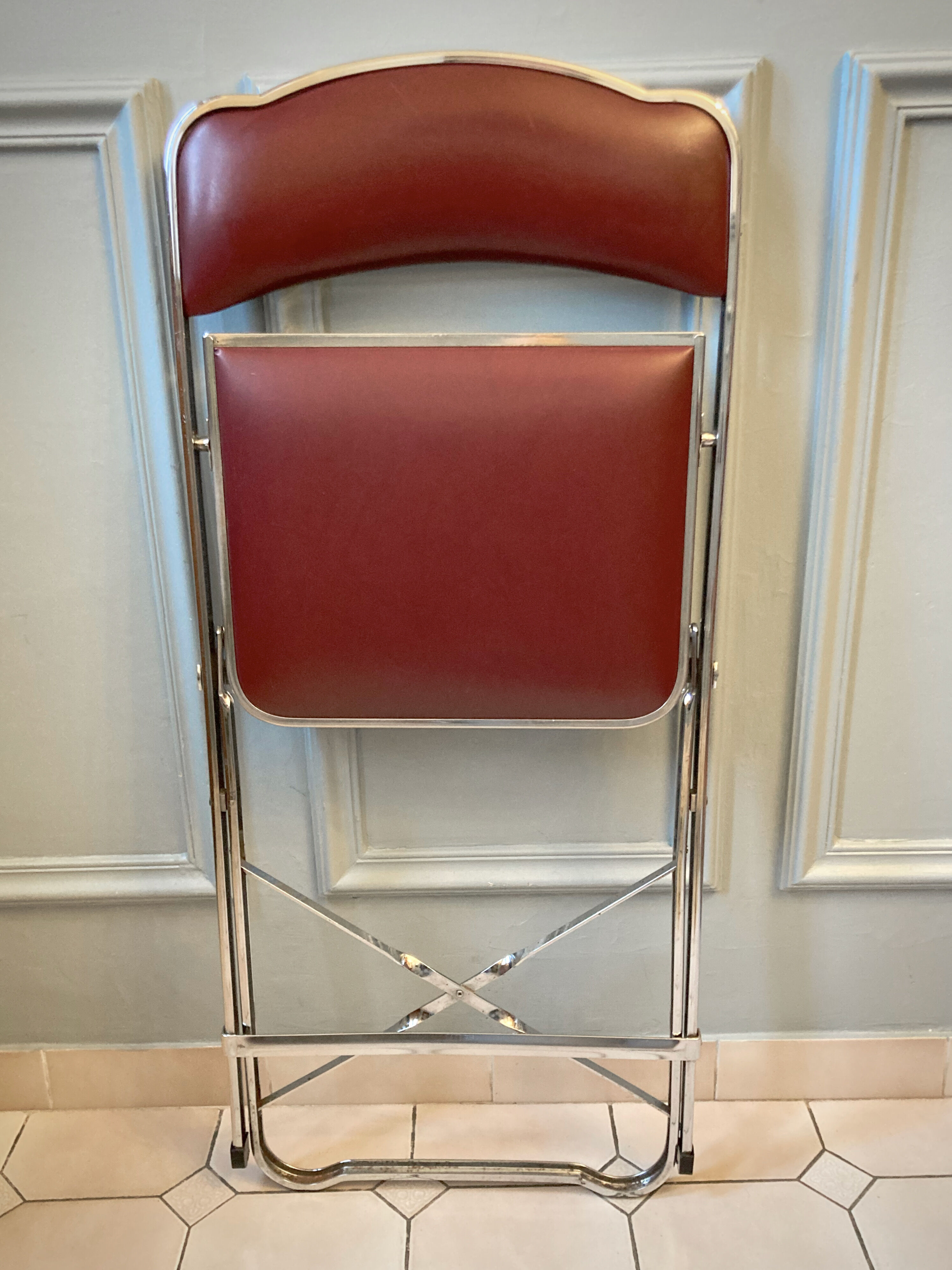 4 vintage folding chairs in chrome