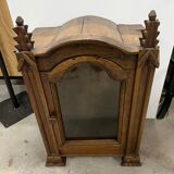 Armoire de poupée en chêne massif