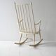 Fauteuil à bascule scandinave vintage en bois laqué blanc