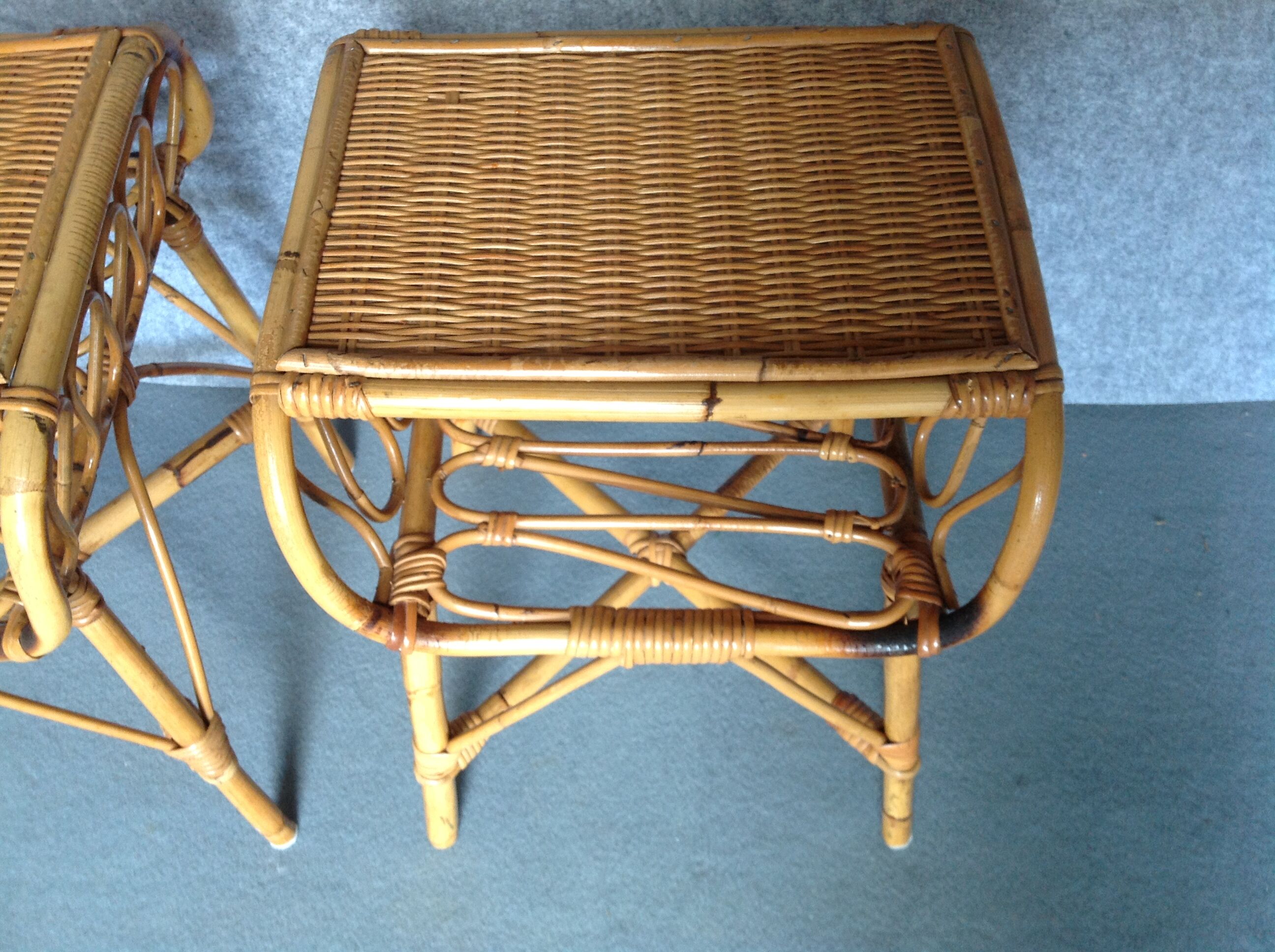 Paire de chevets en rotin vintage