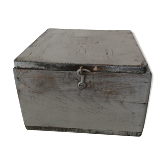 Wooden workshop box painted in vintage