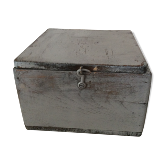 Boîte de  l’atelier en bois peint en gris vintage
