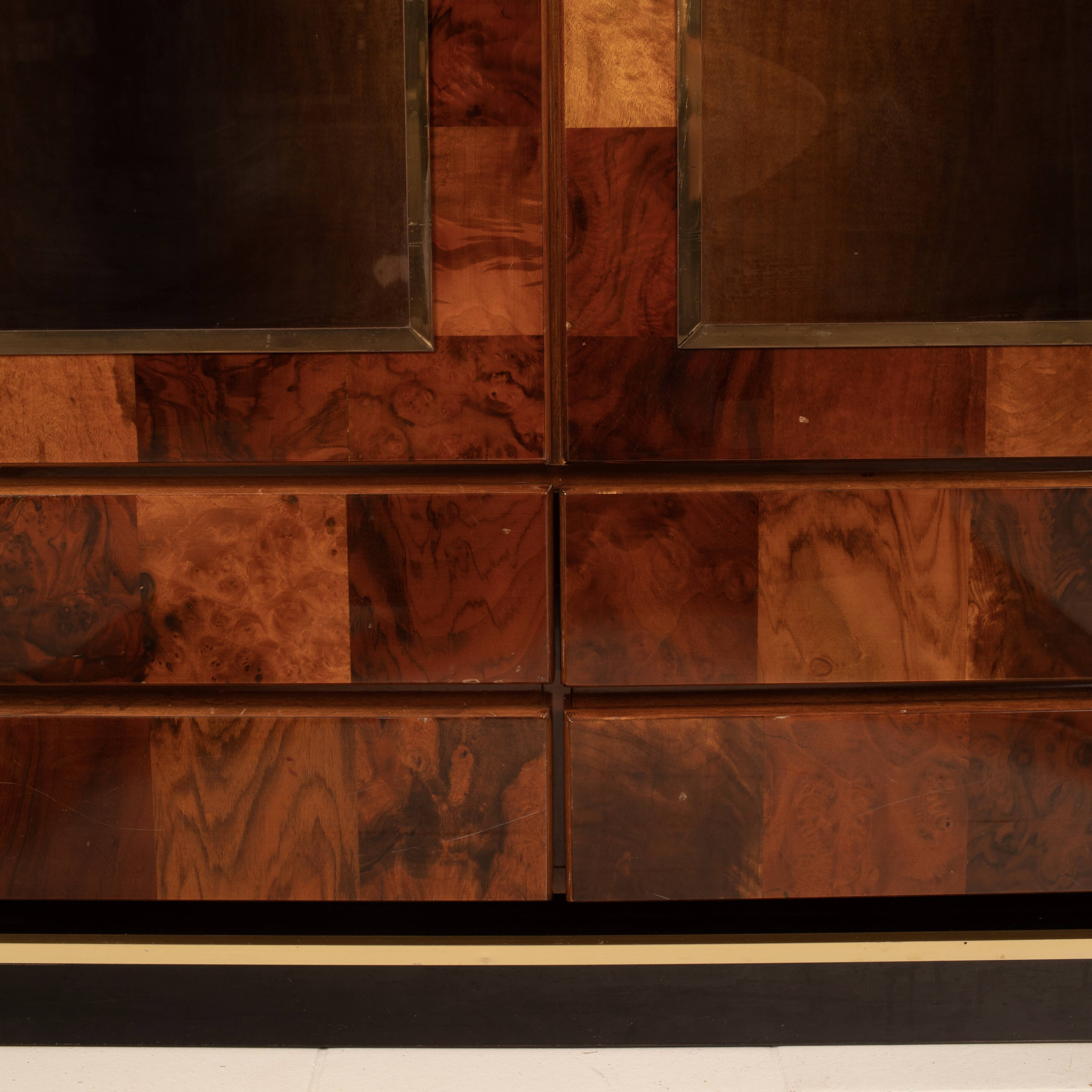 Vitrine en bois de séquoia par Willy Rizzo pour Mario Sabot