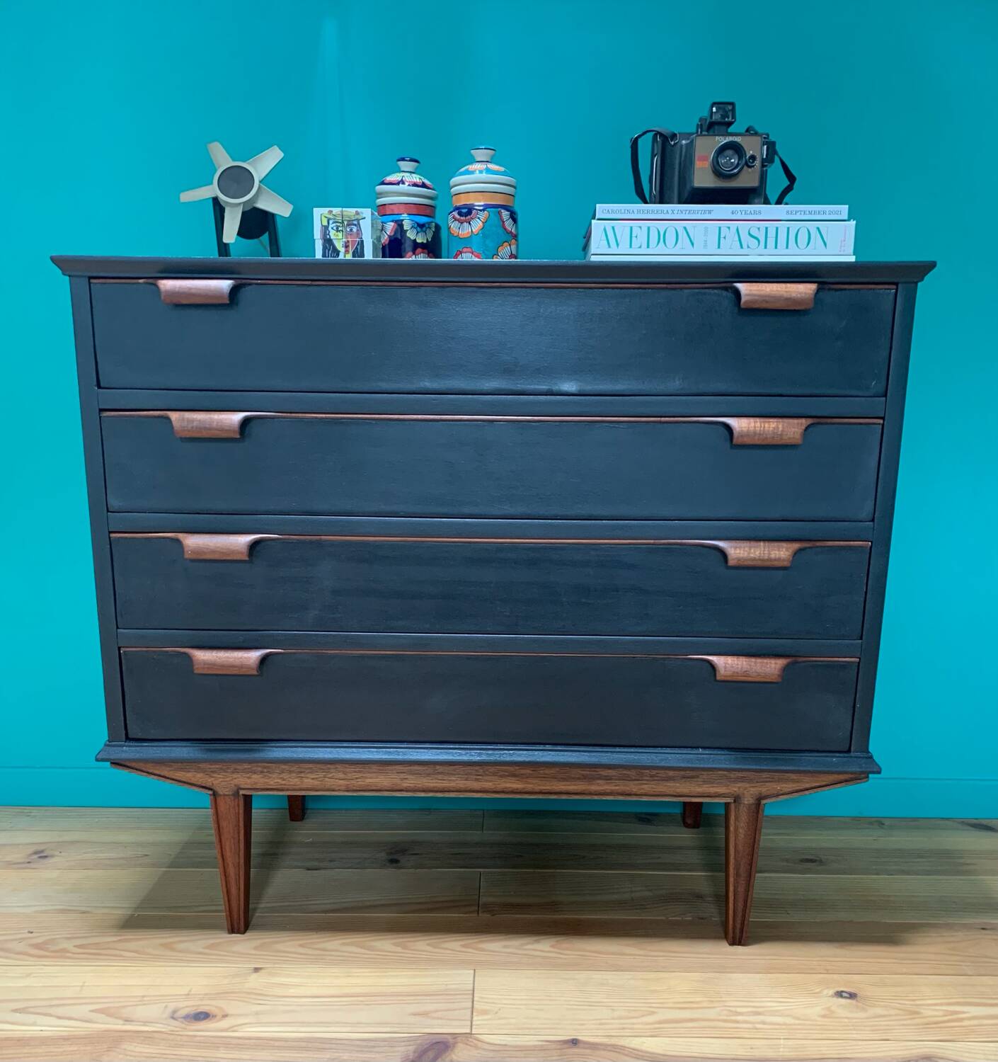 Vintage Scandinavian chest of drawers