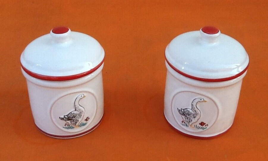 Pair of jars with foie gras lids cylindrical shape ceramic