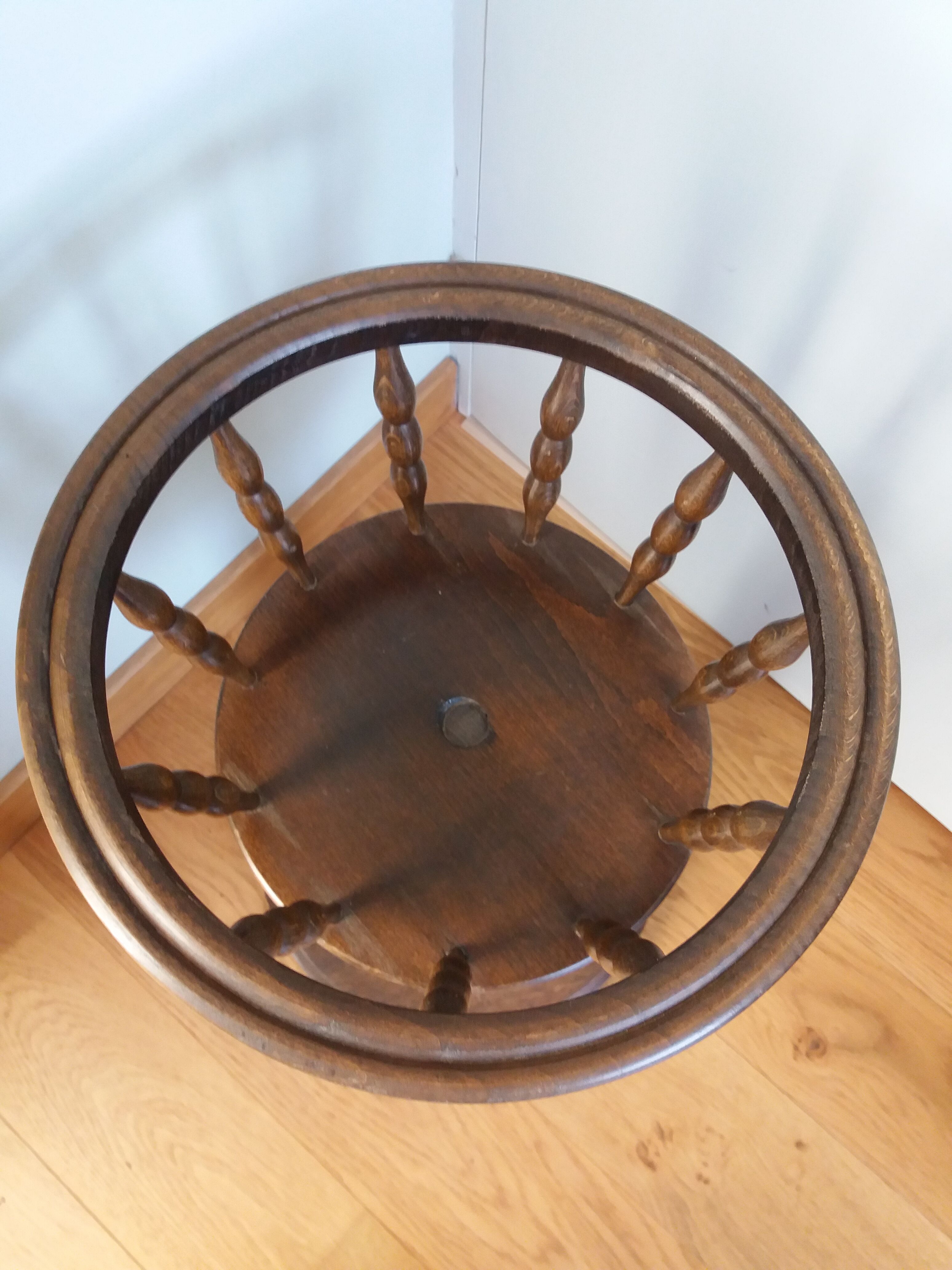 Worker or plant carrier