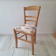 Country chair in blue toile de Jouy