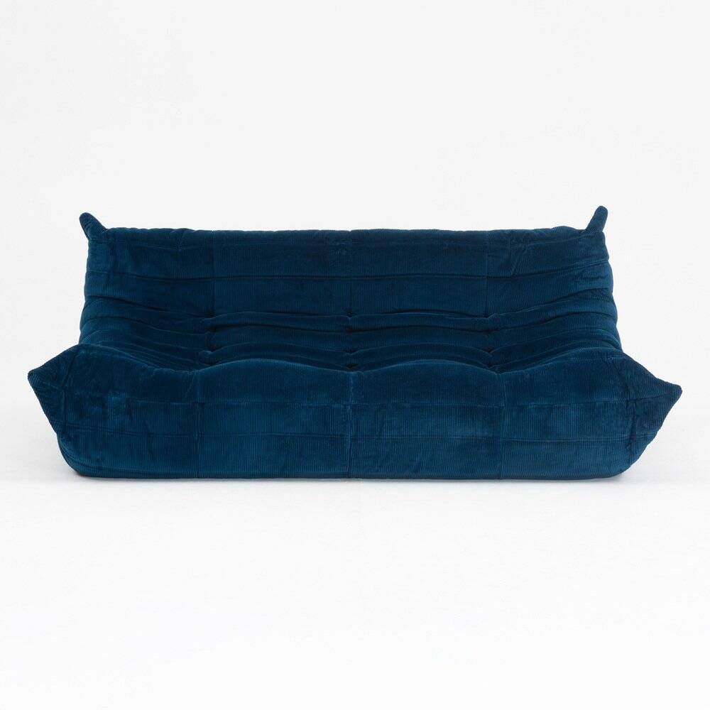 Canapé trois places Togo en tissu bleu foncé par Michel Ducaroy pour Ligne Roset