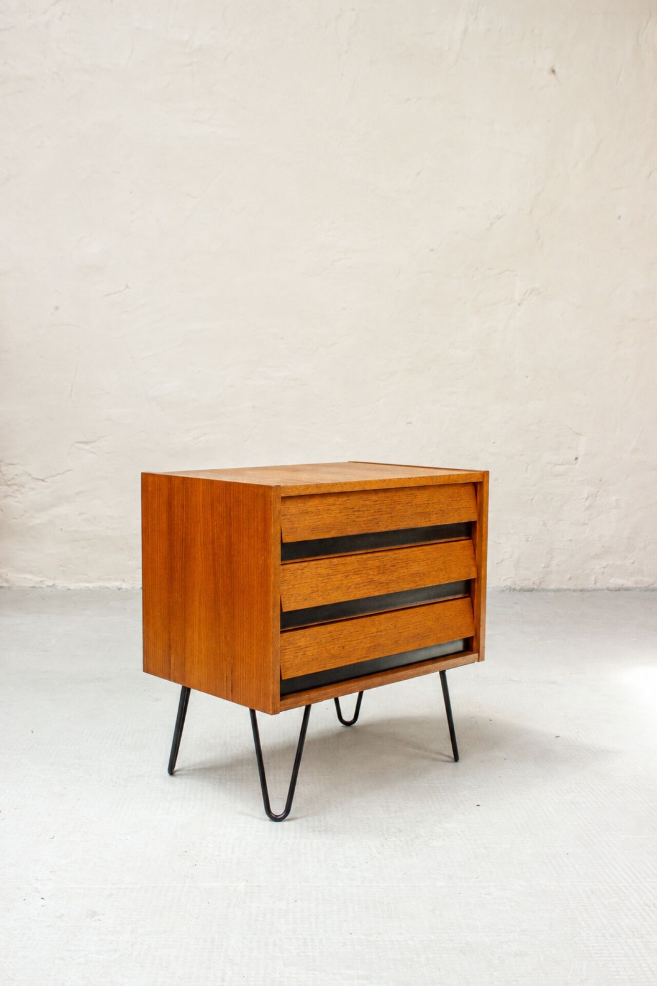 Vintage Teak Mid Century Chest of Drawers, Lowboard, Sideboard