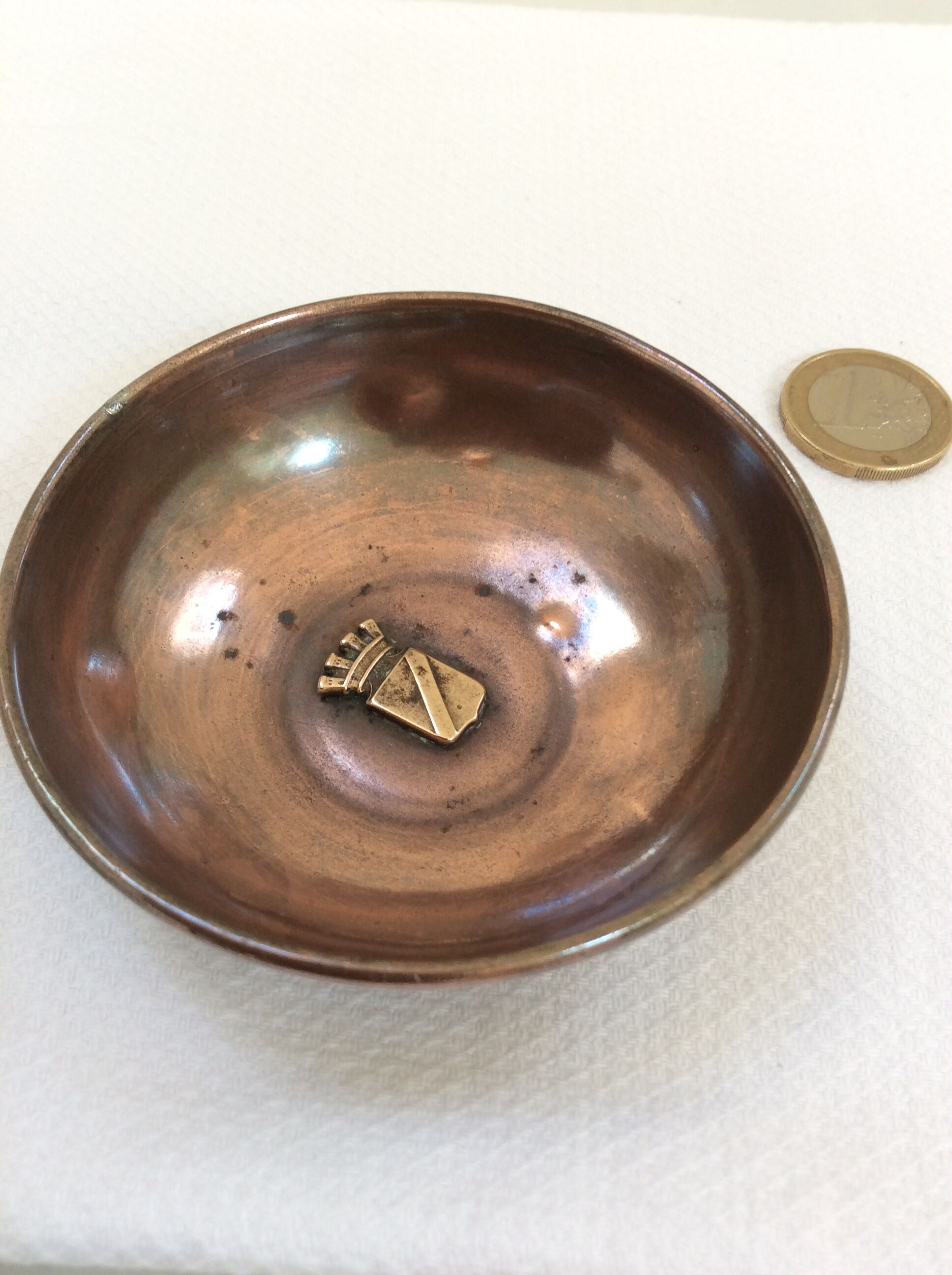 Decorative Bowl in brass with coat of arms