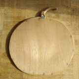 Apple shaped rattan mirror 32x34cm