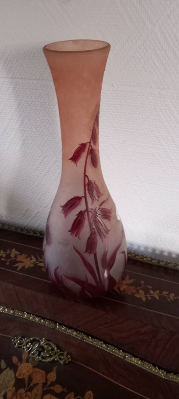 vase en pâte de verre série rubis signé LEGRAS