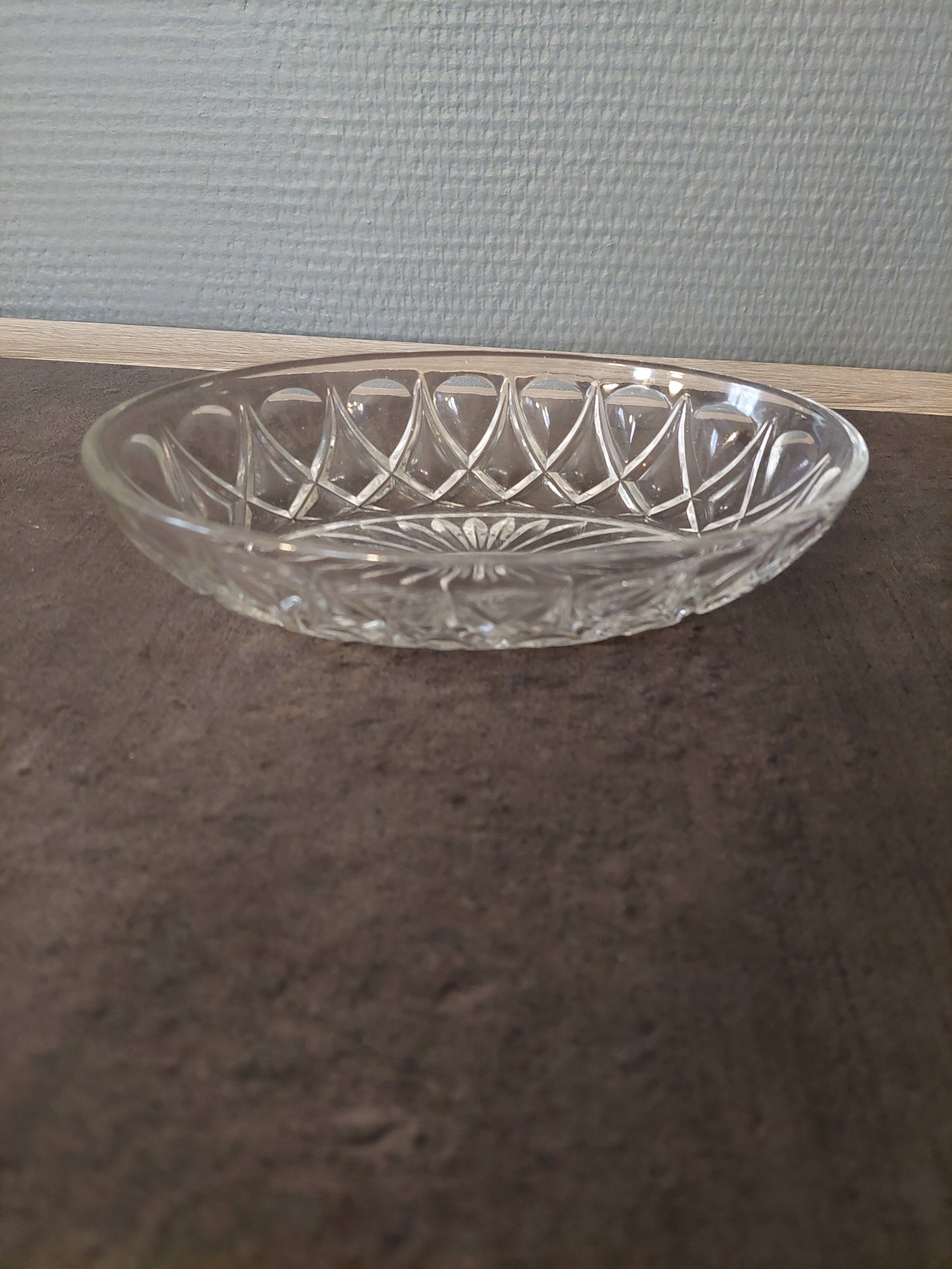 Ramequin en verre moulé ovale