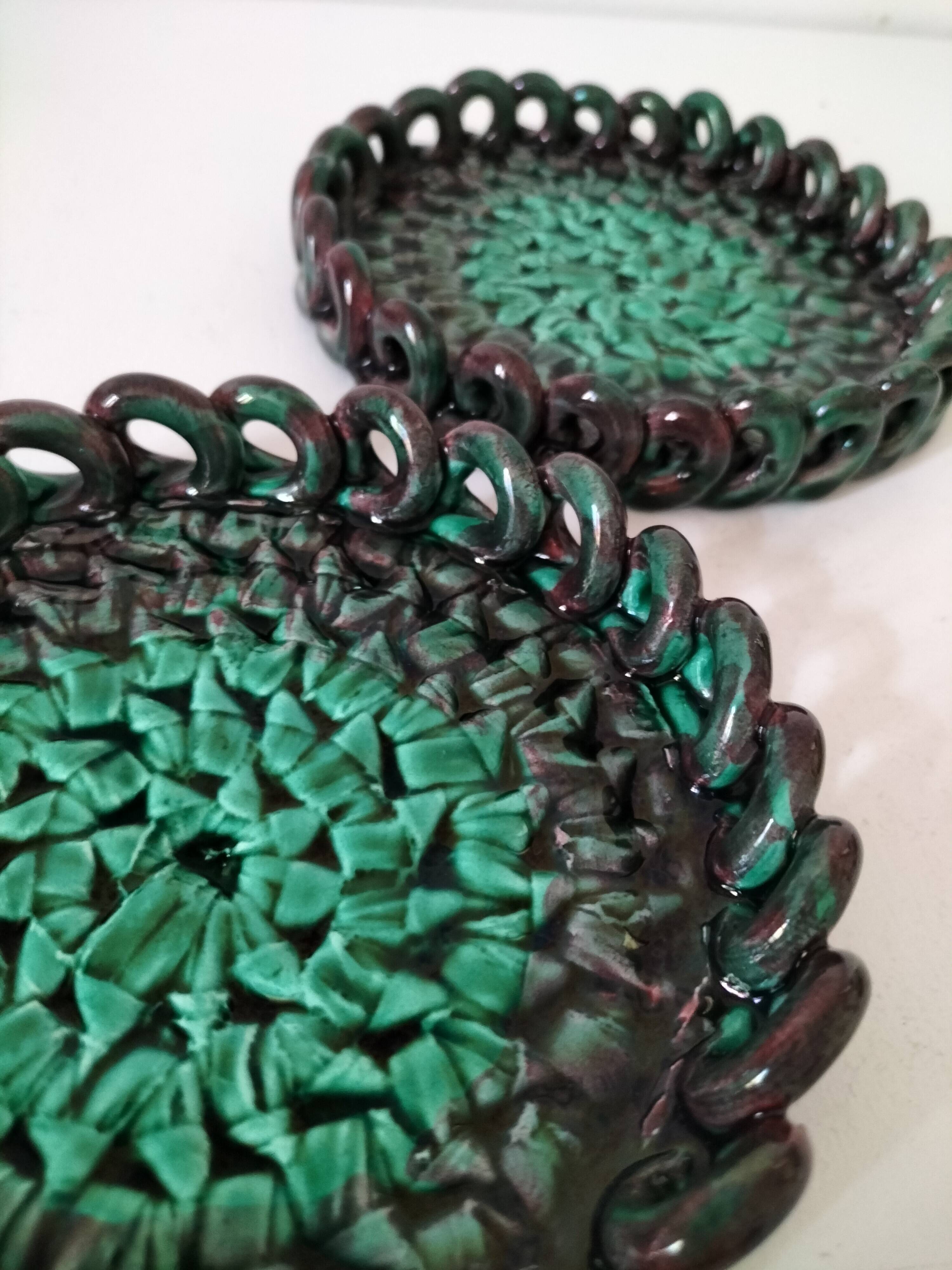 Pair of enamelled woven ceramic trinket trays signed BL, Le Brusc (Var)