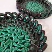 Pair of enamelled woven ceramic trinket trays signed BL, Le Brusc (Var)