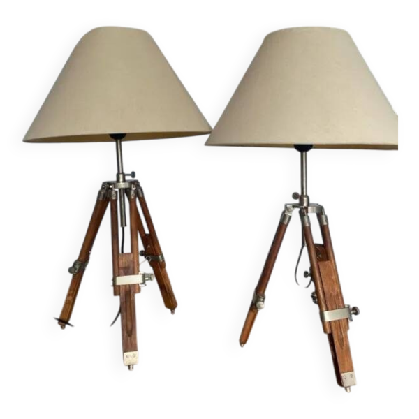2 lampes reglable sur trepied vintage