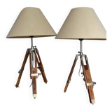 2 adjustable lamps on vintage tripods