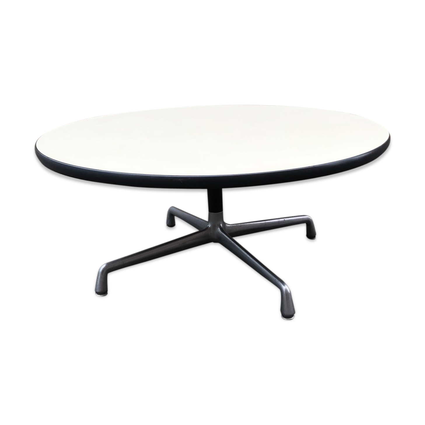 Table basse Eames édition Herman Miller