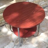 Modernist table-forming table serving