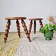 Paire de sellettes tripodes vintage en bois torsadé - tabourets