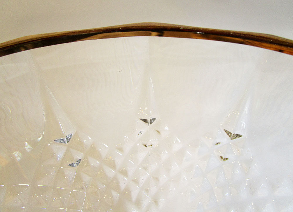 Thick glass stand bowl