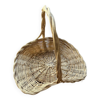 Wicker basket