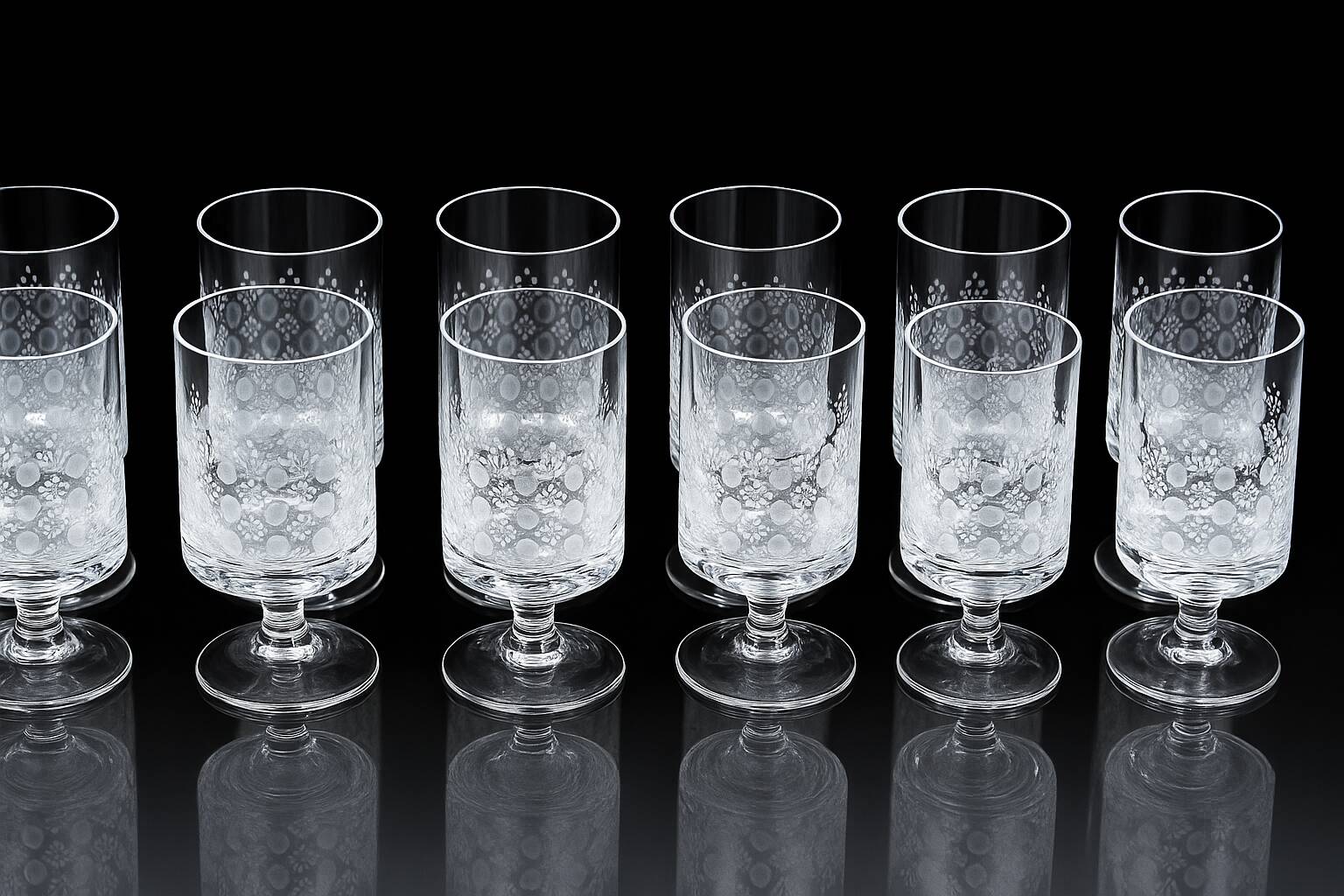 9 verres à liqueur motif Romance de Rosenthal