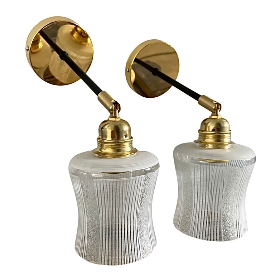 Pair of vintage wall lamps in electrified glass to nine