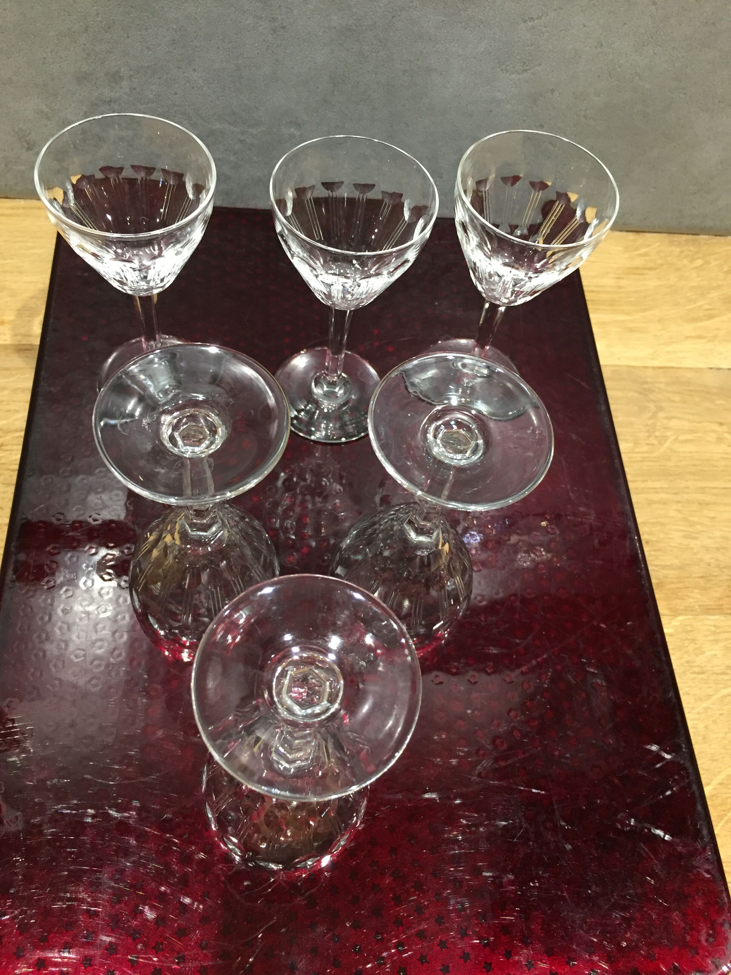 Série de 6 verres à digestif anciens et gravés