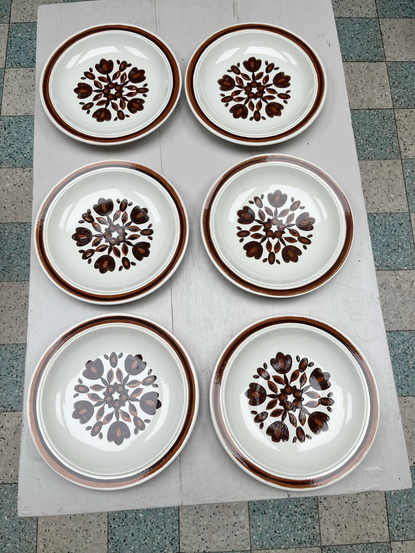 6 deep plates
