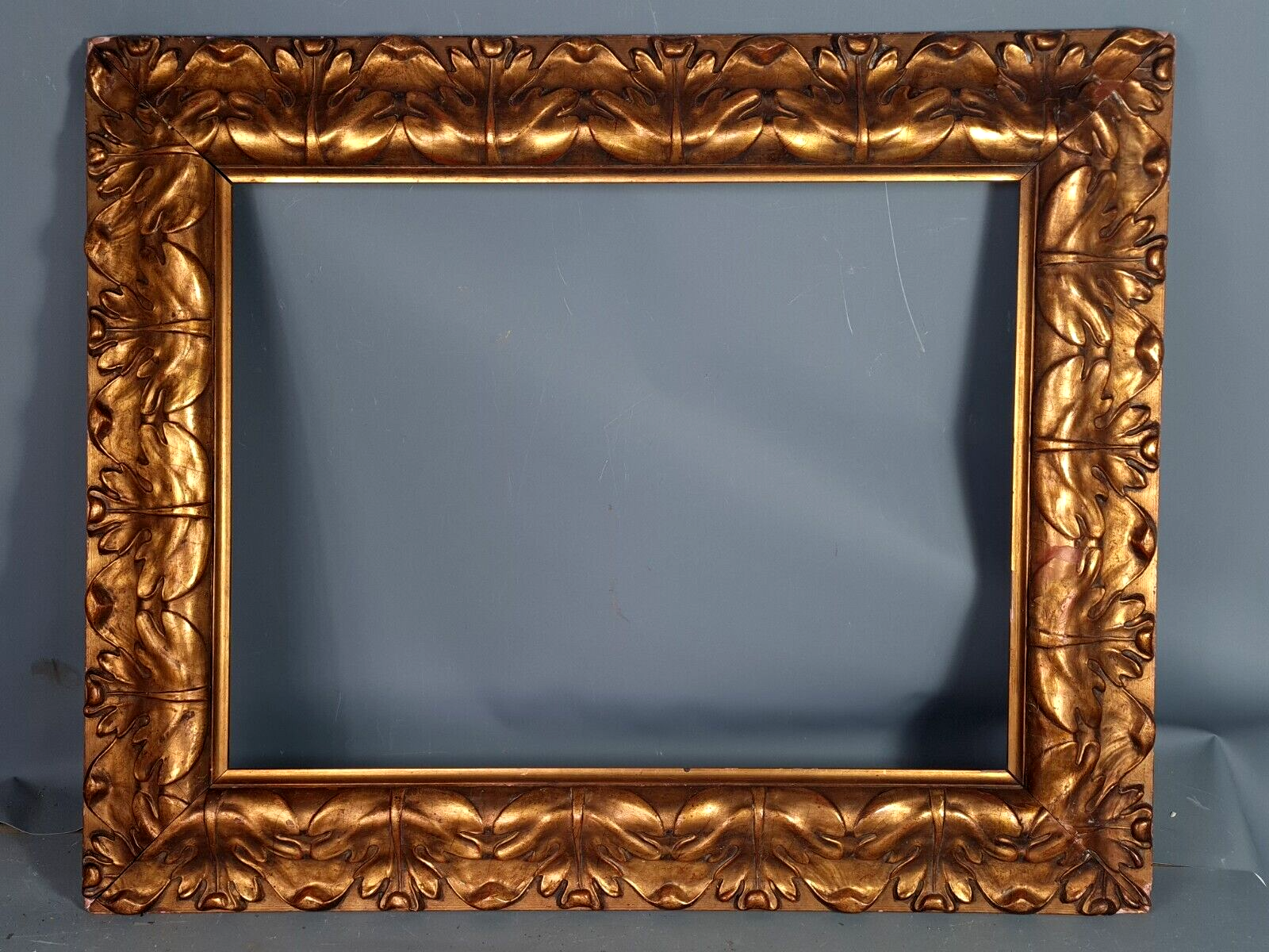 Large frame nineteenth century gilded stucco wood old gold 80x66 foliage 62x47.5 cm SB