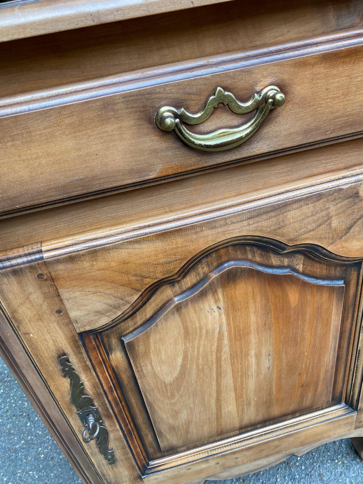 Commode vintage en bois massif chêne Louis XV du 19ème