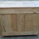 Buffet vintage parisien en bois de peuplier à 2 portes et 2 tiroirs.