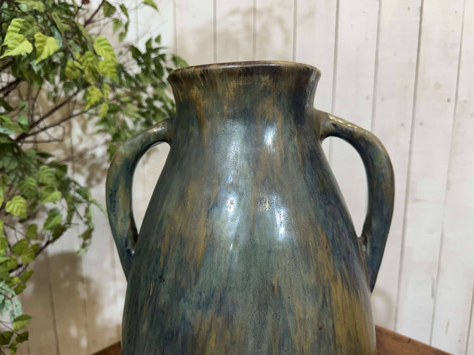 Large stoneware vase signed Léon Lempereur, work from the 1950s.