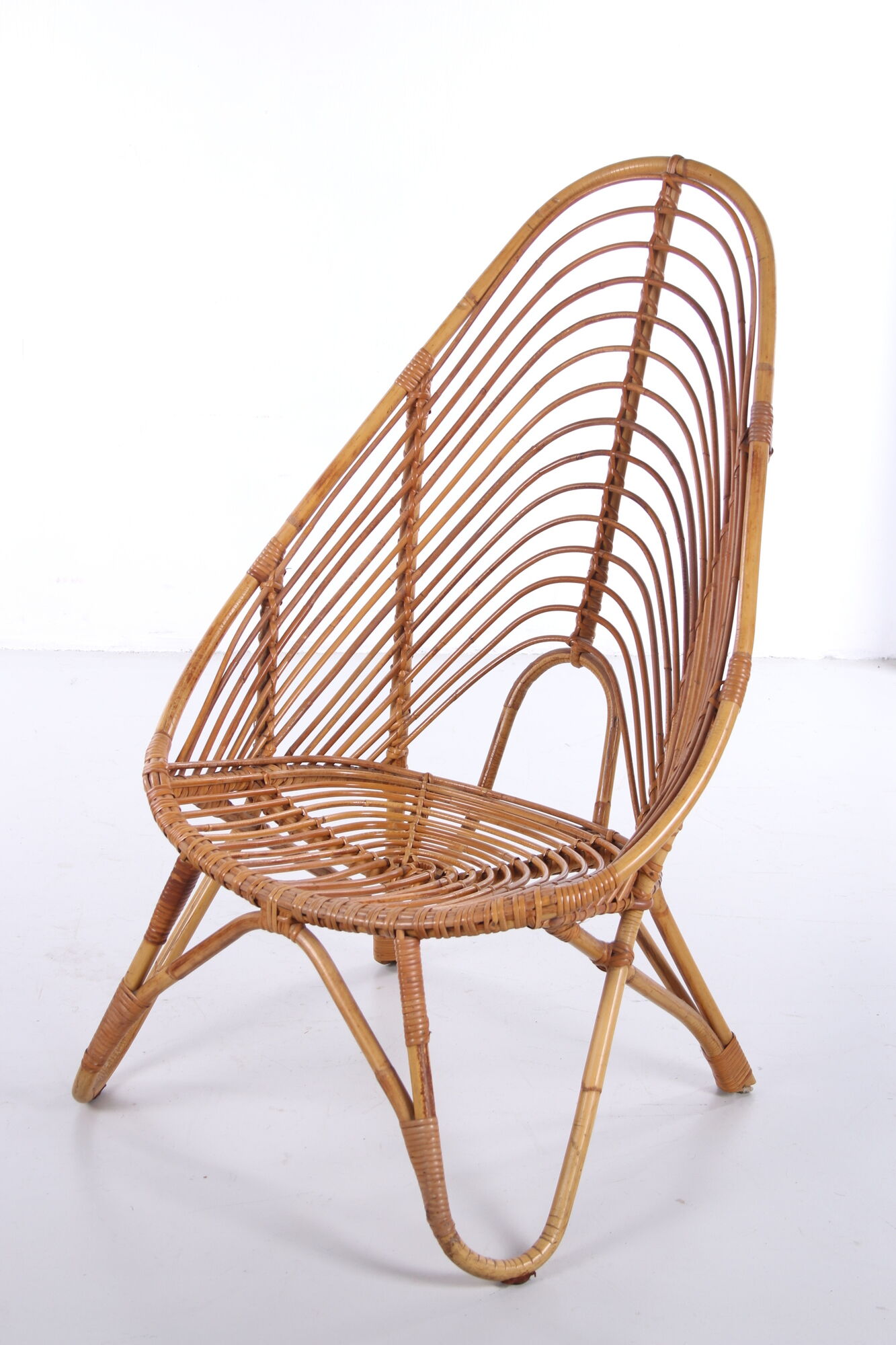 Vintage Dutch design rattan lounge chair Rohe Noordwolde