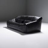 Stunning Sandra sofa in new black leather by Annie Hieronimus for Cinna France